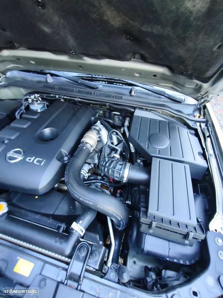 Nissan Pathfinder 2.5 dCi SE Comfort IT+Bose Auto. - 11