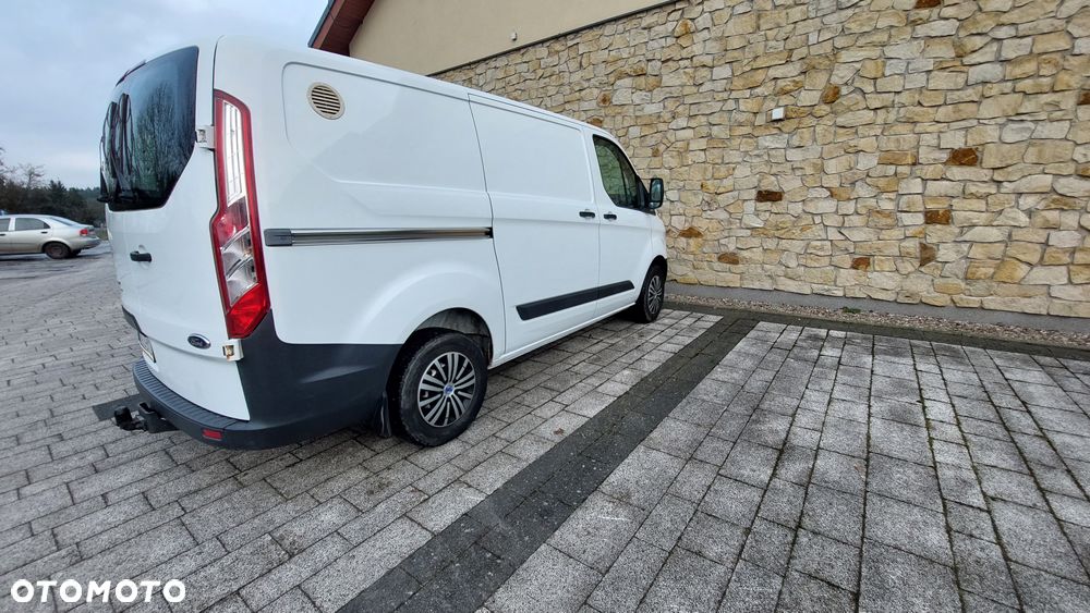 Ford Transit Custom - 14