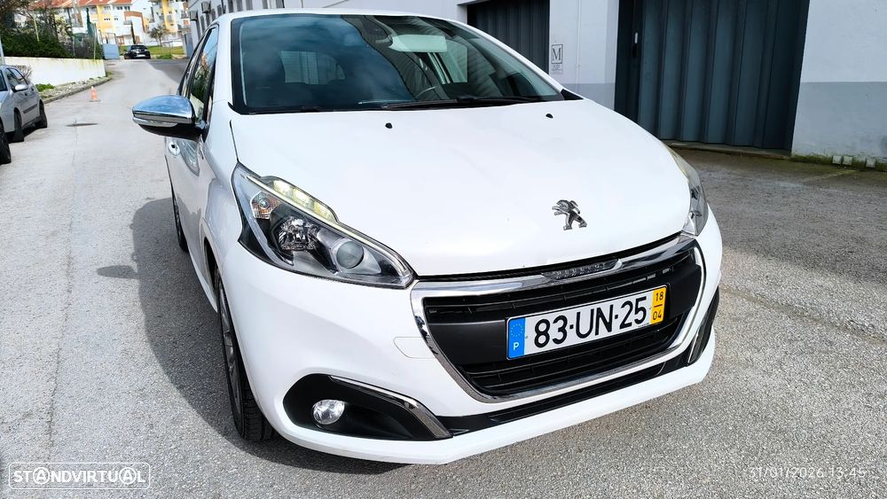 Peugeot 208 1.2 PureTech Style - 22