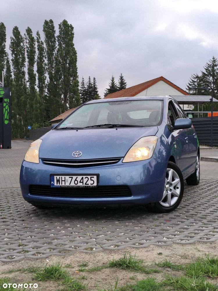 Toyota Prius - 2