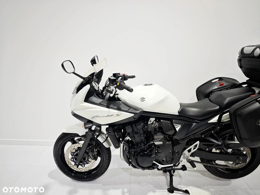 Suzuki Bandit - 19
