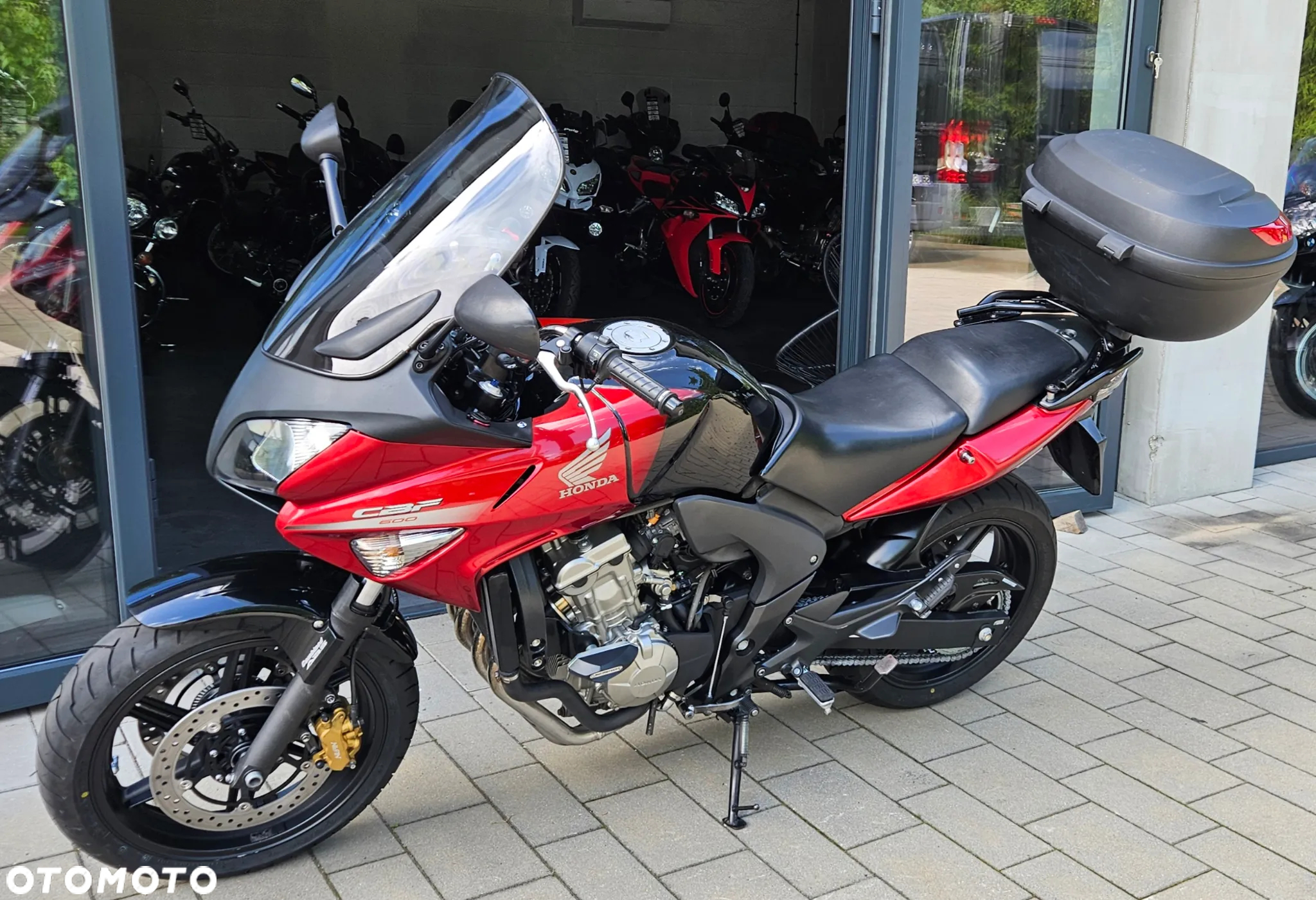 Honda CBF - 15