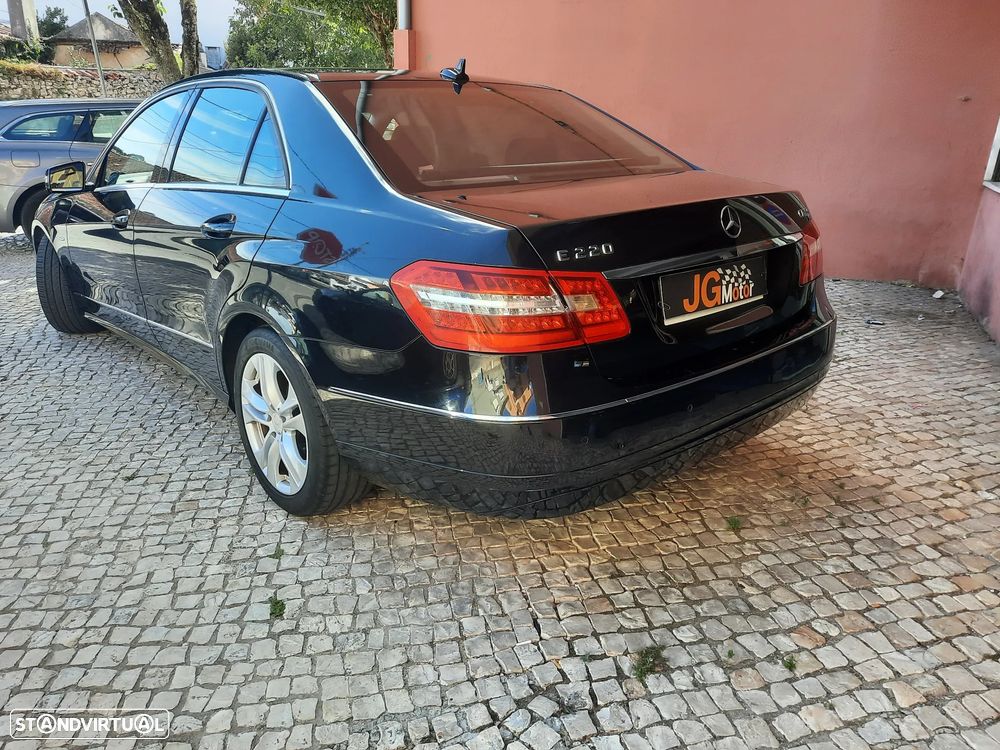 Mercedes-Benz E 220 CDi Avantgarde BlueEfficiency Auto. - 7