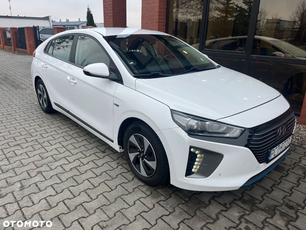 Hyundai IONIQ - 2