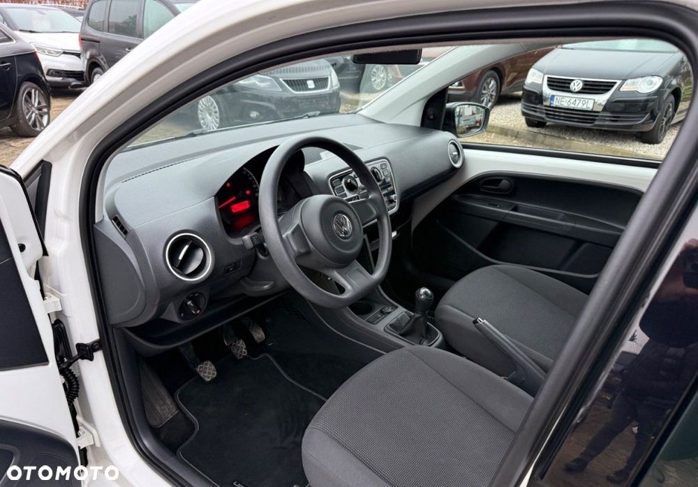 Volkswagen up! - 17