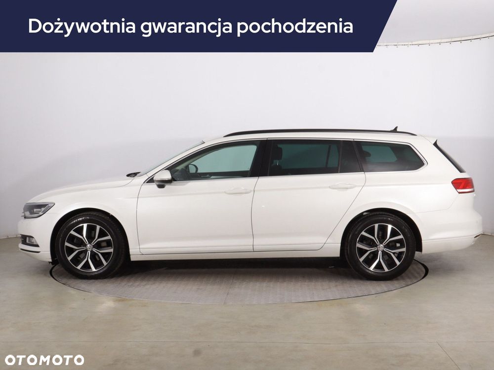 Volkswagen Passat Variant - 4