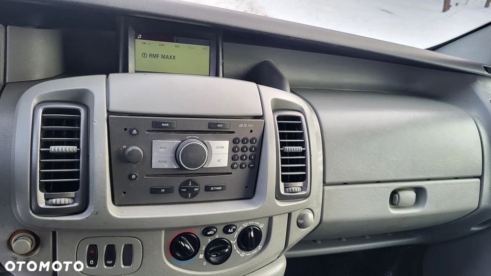 Opel Vivaro - 7