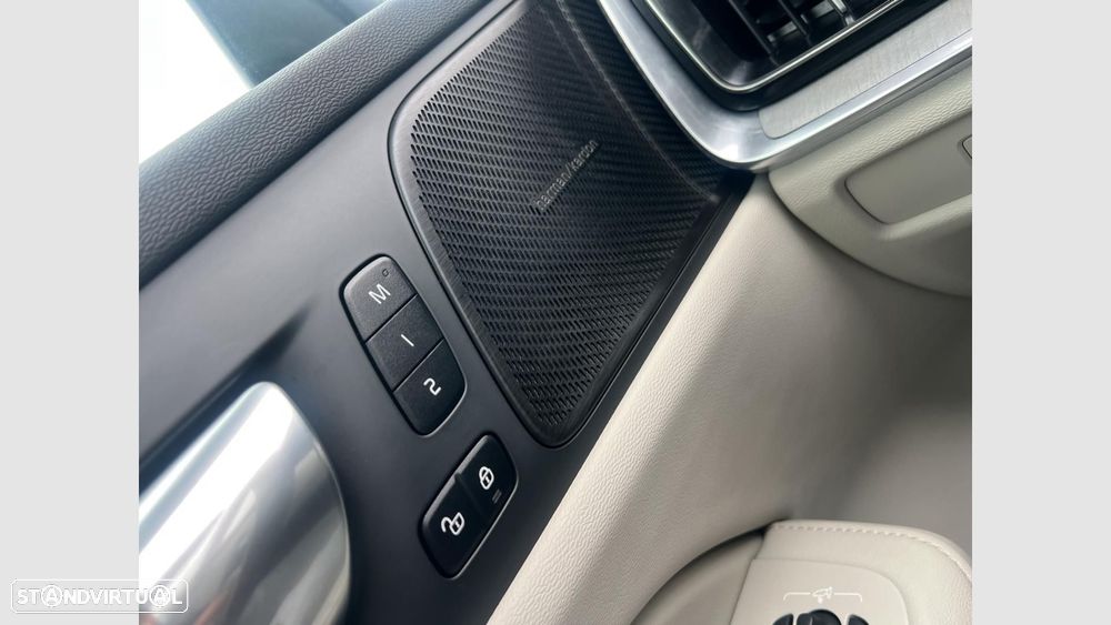 Volvo V60 2.0 T6 AWD TE Plus Bright - 12