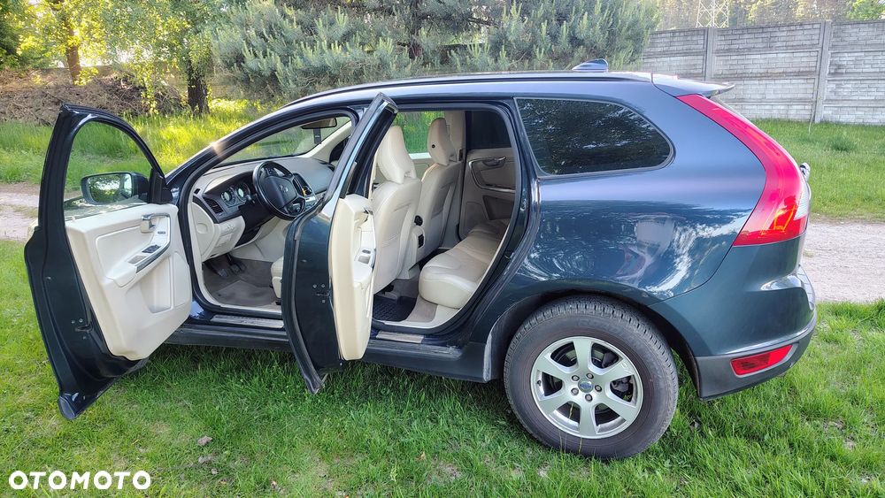 Volvo XC 60 D4 Kinetic - 5