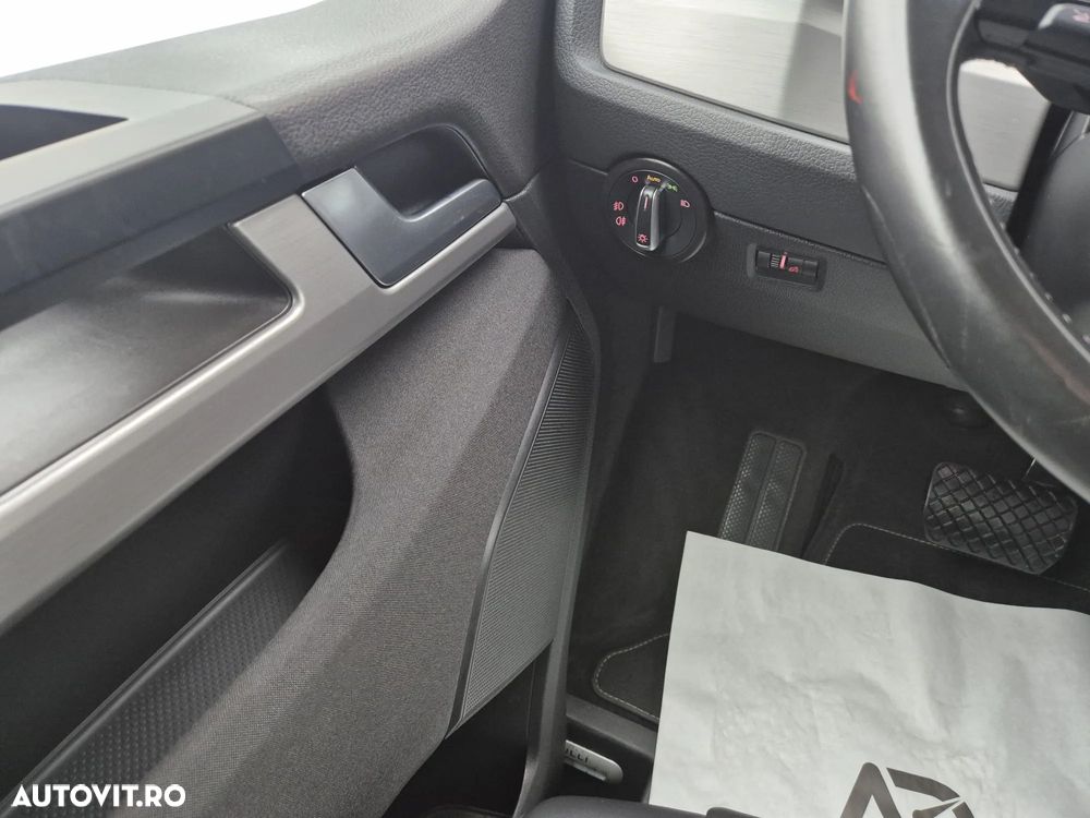 Volkswagen Multivan - 16