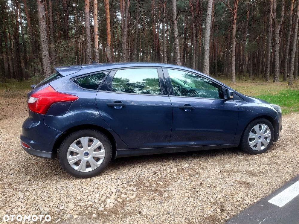 Ford Focus 1.6 TDCi Edition - 11