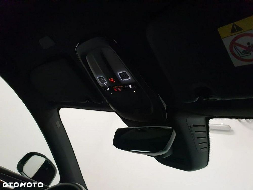 Volvo XC 60 B4 D Geartronic RDesign - 32