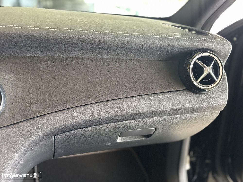 Mercedes-Benz A 200 d AMG Line - 10