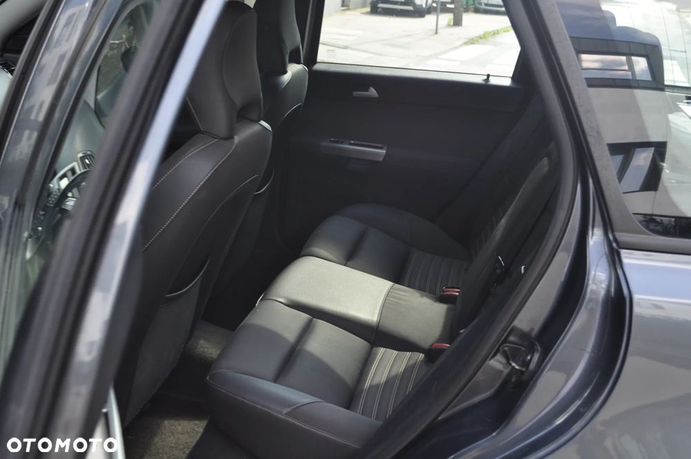 Volvo V50 1.8 RDesign - 12