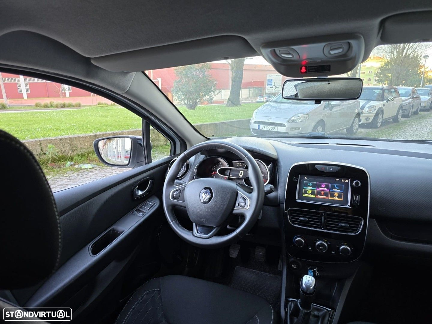 Renault Clio Sport Tourer 1.5 dCi Limited - 18