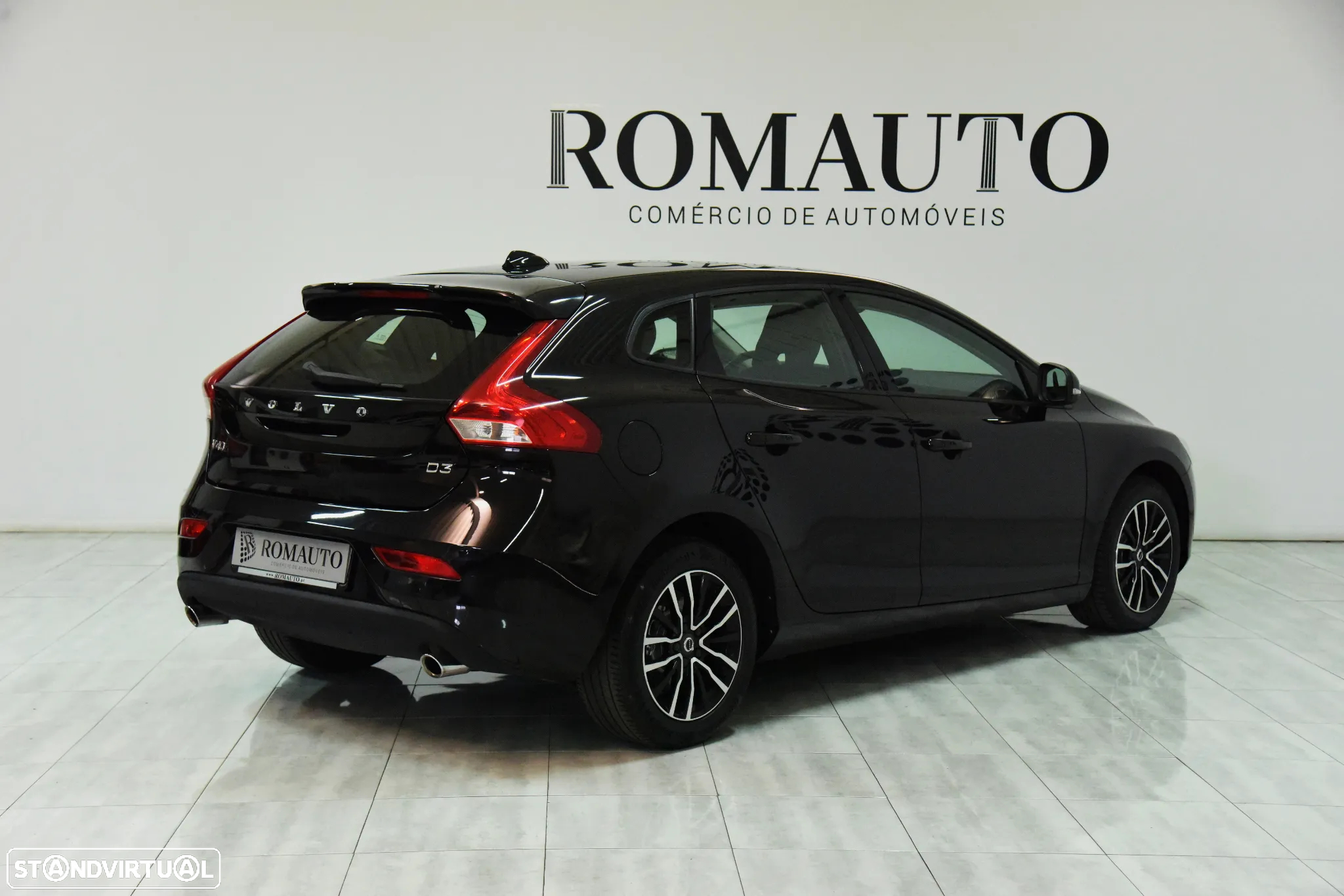 Volvo V40 2.0 D3 Momentum - 6
