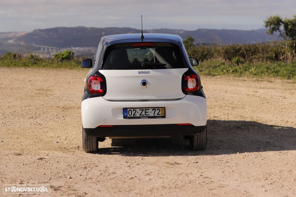 Smart Forfour 2019 photo 4