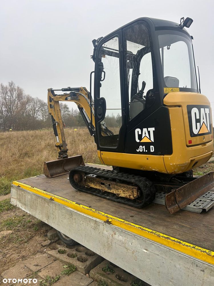 Caterpillar 301.7D - 1