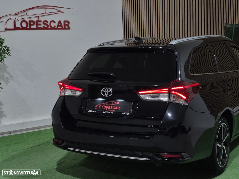 Toyota Auris Touring Sports 1.4 D-4D Comfort+Pack Sport - 7