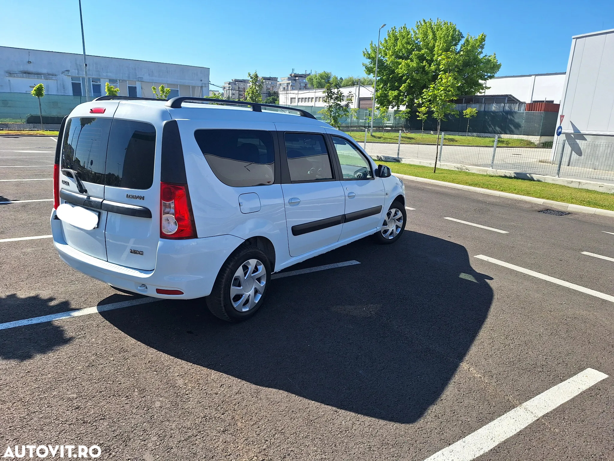 Dacia Logan 1.5 90CP Laureate - 4