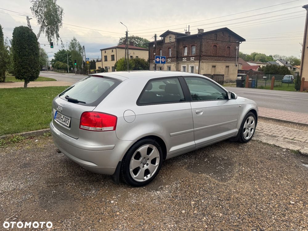 Audi A3 3-drzwiowe 1.6 S Line Sportpaket plus - 17