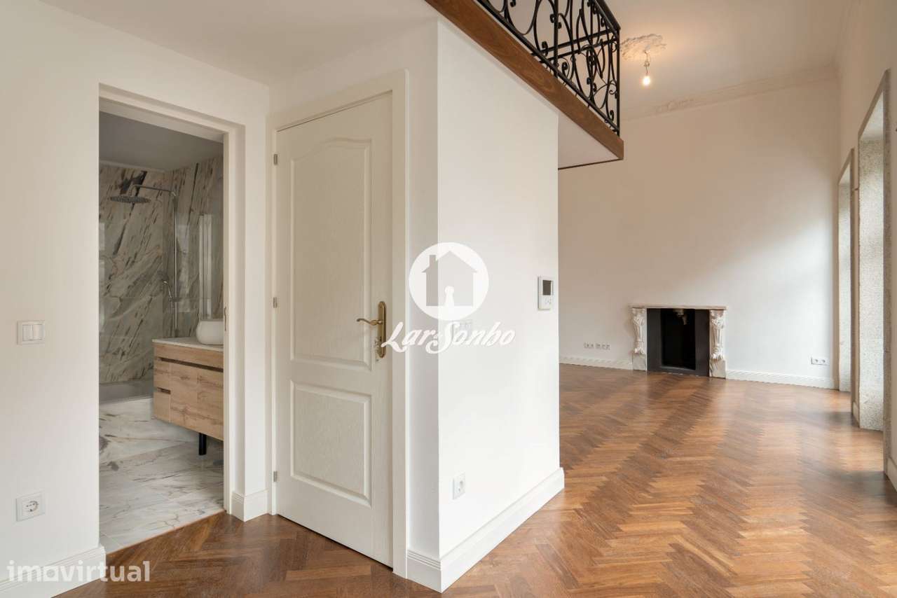 Apartamento T1 em zona nobre do Porto - totalmente renovado - Grande imagem: 3/5