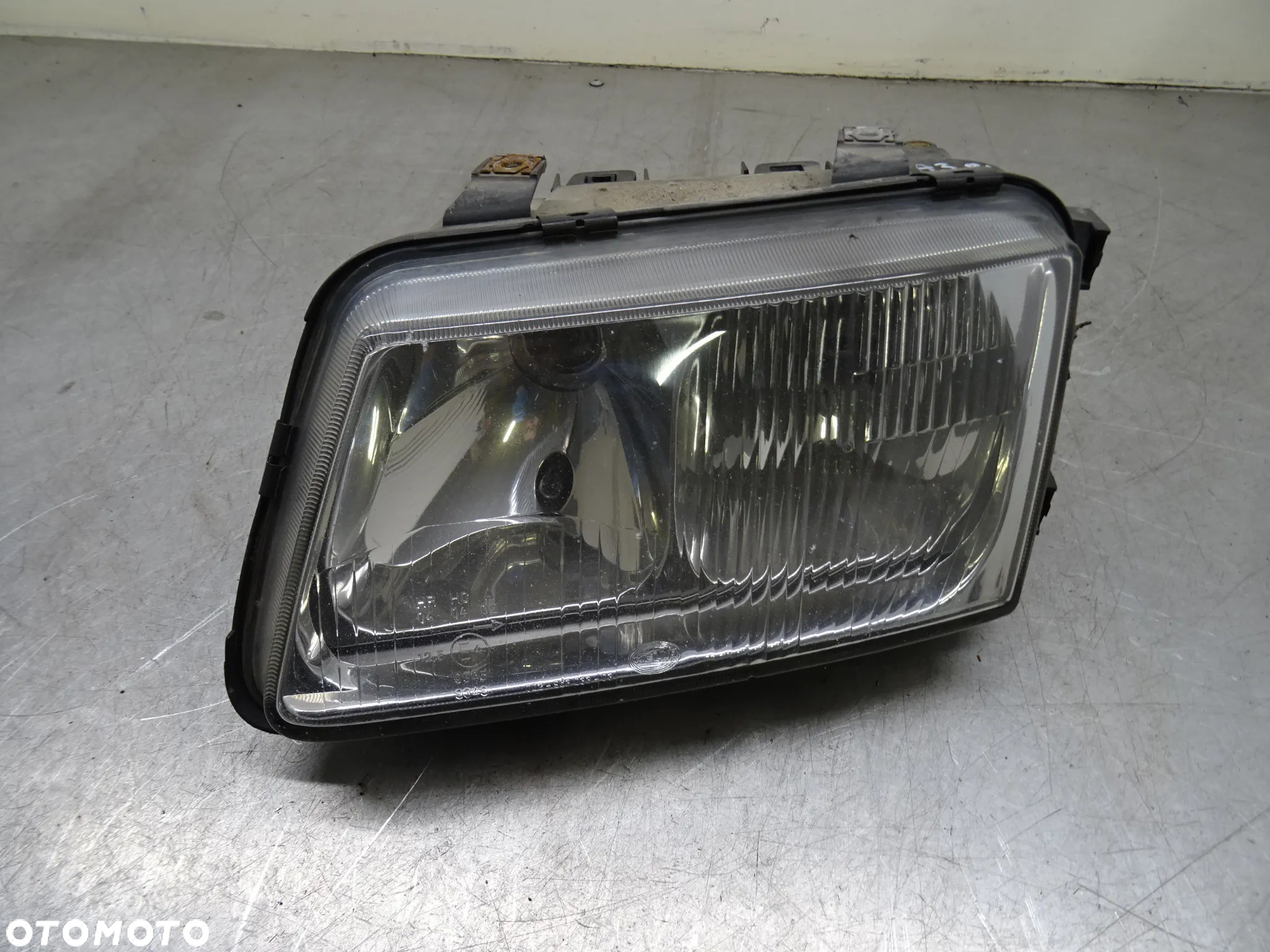 AUDI A3 8L HB 5D 96-00 REFLEKTOR LAMPA PRAWY LEWY PRZÓD - 9