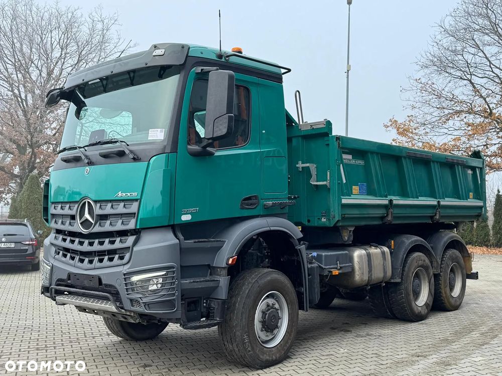 Mercedes-Benz AROCS 3351 6x6 WYWROTKA TRÓJSTRONNA Z BORDMATIKIEM - 1