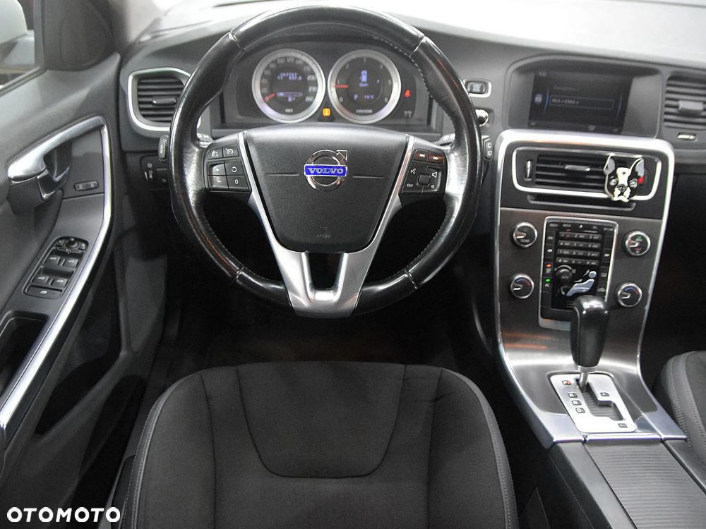 Volvo V60 D4 Geartronic - 15