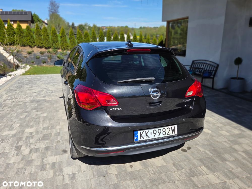 Opel Astra - 4
