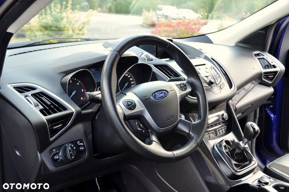 Ford Kuga - 22