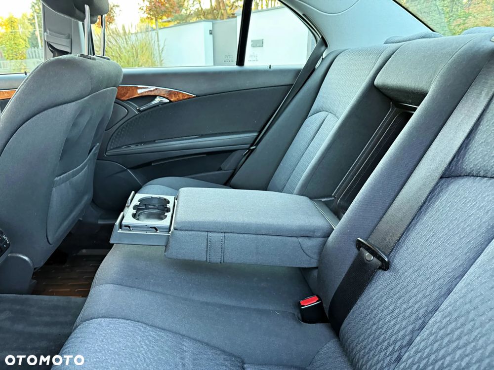 Mercedes-Benz Klasa E 200 Kompressor Automatik Elegance - 30