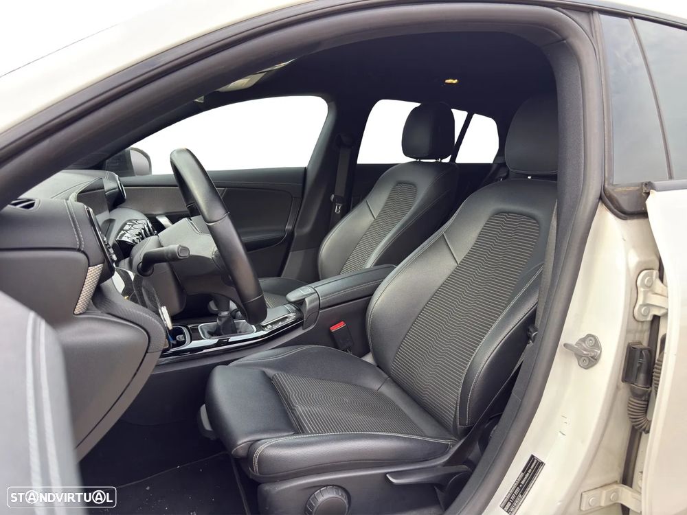 Mercedes-Benz CLA 180 d Shooting Brake Progressive - 12