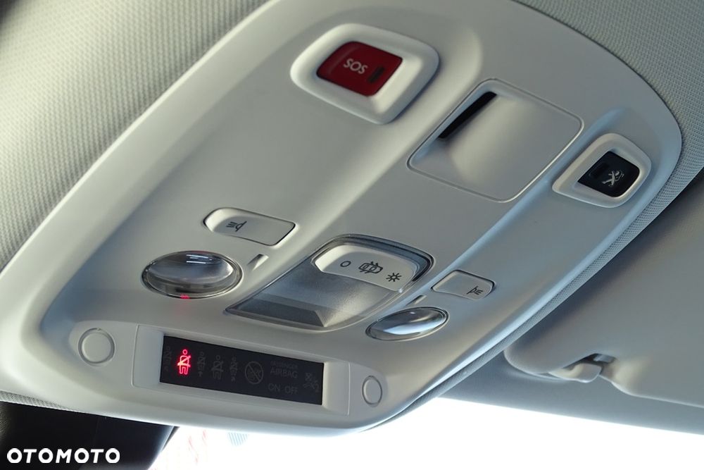 Peugeot 308 BlueHDi FAP 130 EAT8 Stop & Start GT Pack - 36