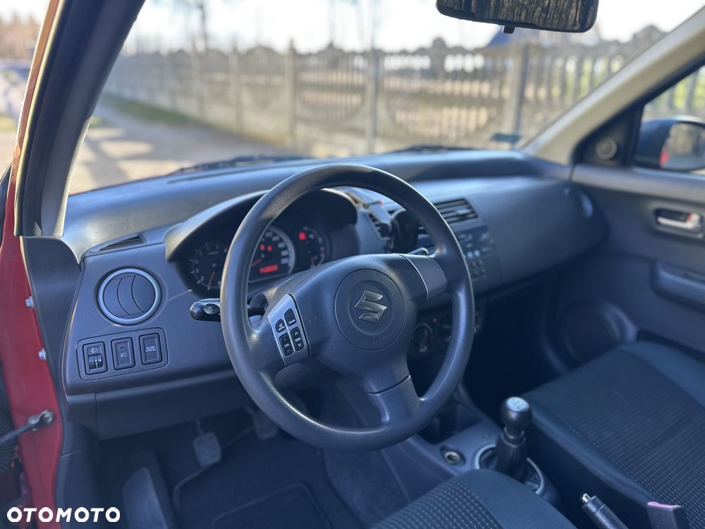 Suzuki Swift 1.5 GS - 11