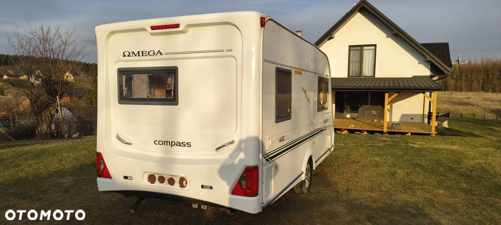 Compass Omega - 1