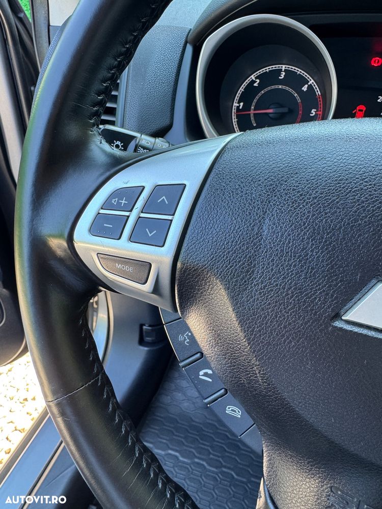 Mitsubishi ASX 1.8 DID 4WD Instyle U06 - 18