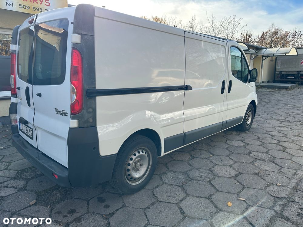 Renault Trafic - 6