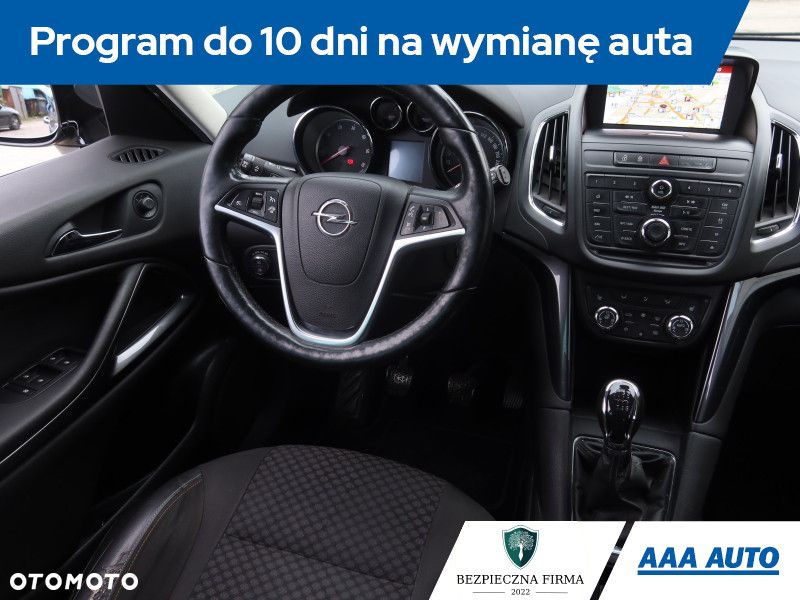 Opel Zafira - 8