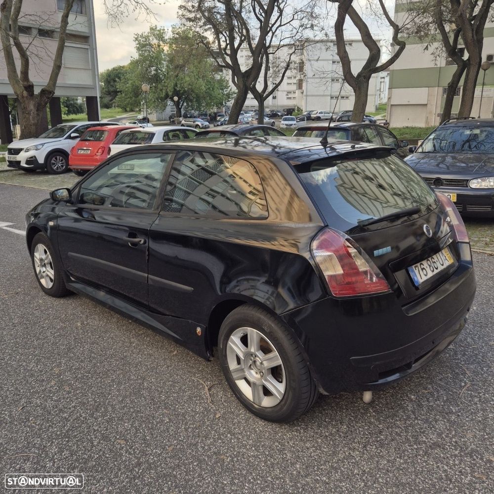 Fiat Stilo 80 16V Active Sport - 4