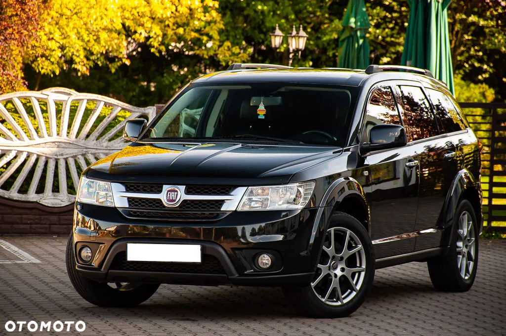 Fiat Freemont 2.0 Multijet 16V DPF Automatik Allrad Lounge - 2