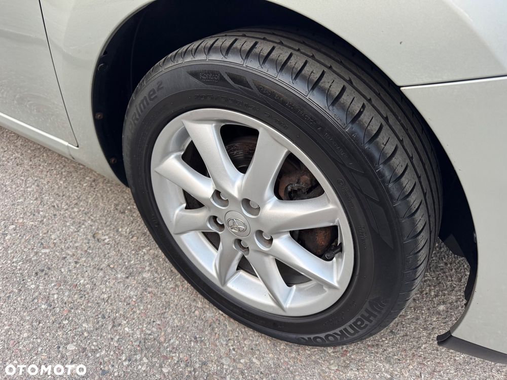 Toyota Auris 1.33 VVT-i Terra - 11