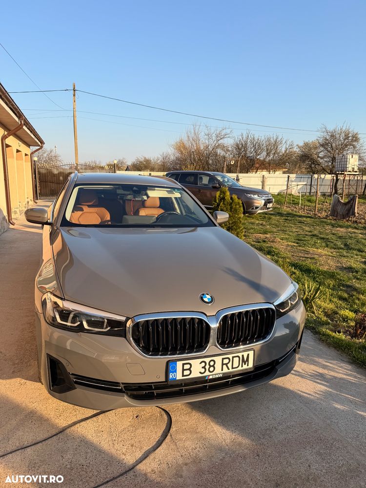 BMW Seria 5 520i Aut. Luxury Line - 16