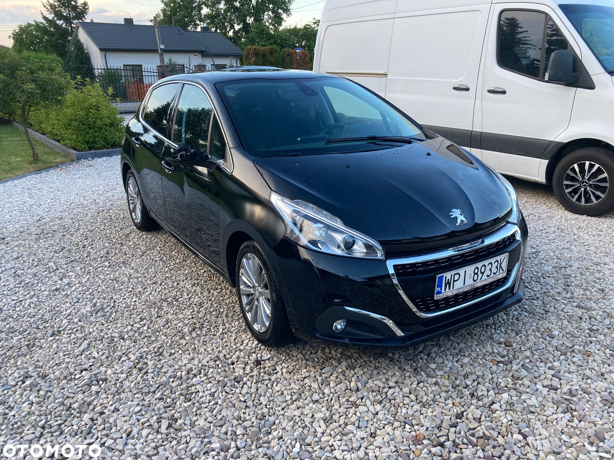 Peugeot 208 1.2 PureTech Allure - 3