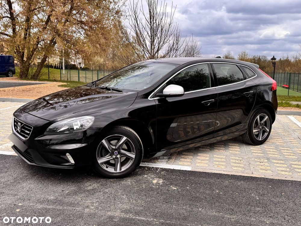 Volvo V40 D2 Drive-E R-Design Momentum - 6