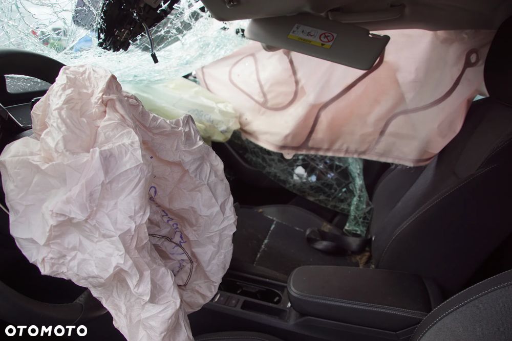 Auto na części - Skoda Octavia IV 2.0 TDI 150 KM DTTC VCW LS9R 2023R Silnik Skrzynia Drzwi Błotnik Lampa Lusterko Klamka Szyba Deska Kokpit Sterownik Moduł Czujnik Licznik Wyświetlacz Panel Kierownica - 12