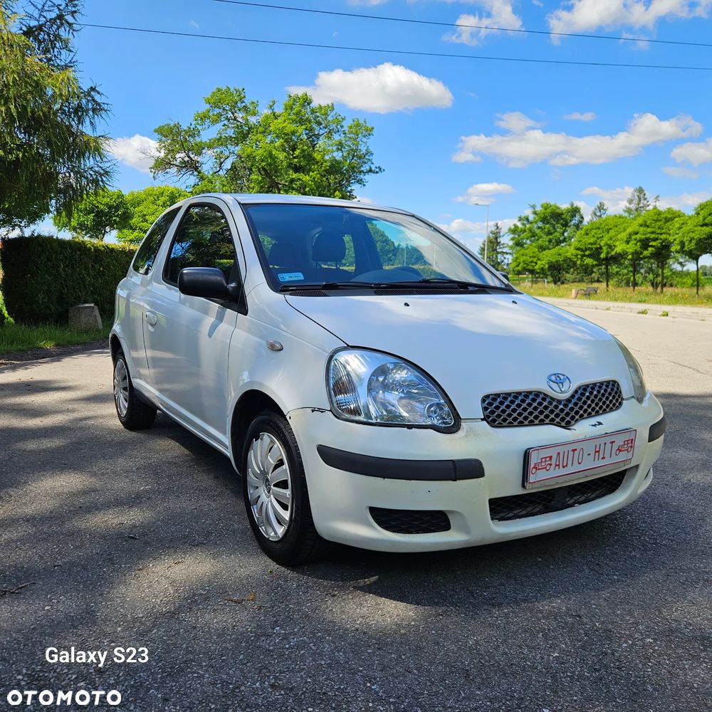 Toyota Yaris 1.0 - 6