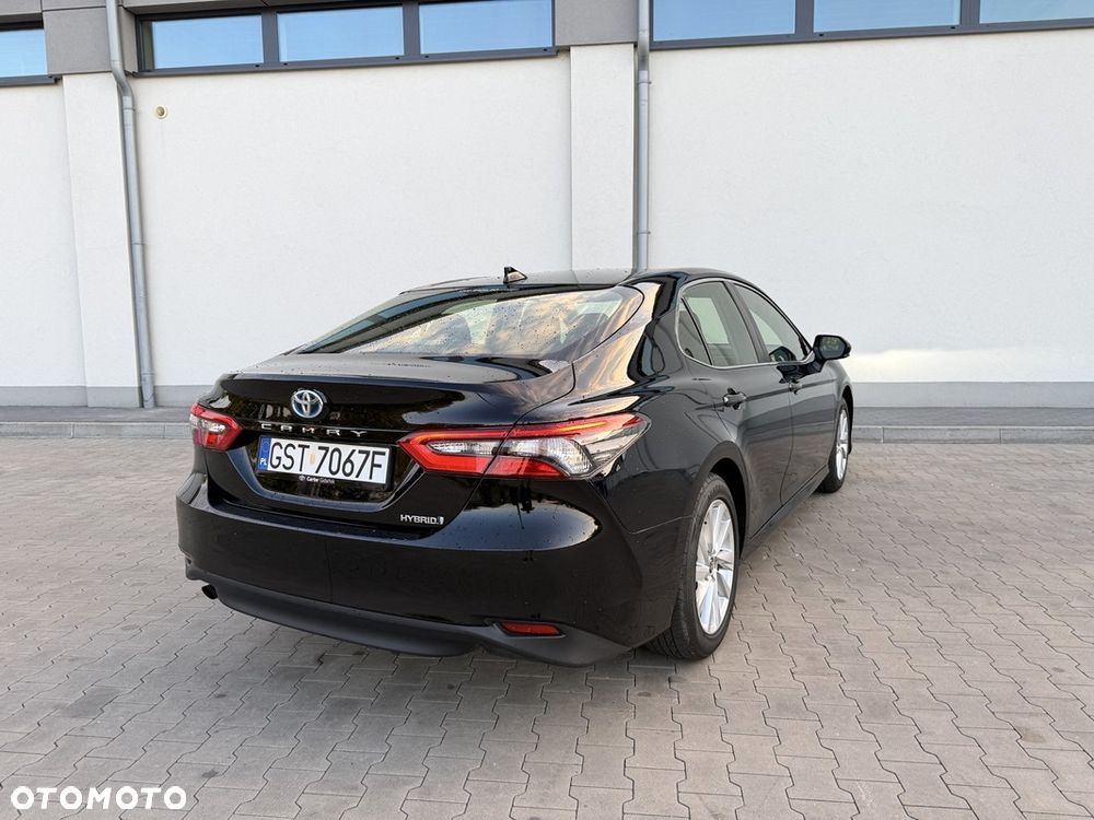 Toyota Camry 2.5 Hybrid Comfort CVT - 18