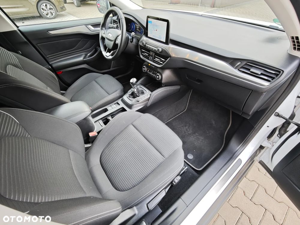 Ford Focus 1.5 EcoBlue STart-Stopp-System TITANIUM X - 19