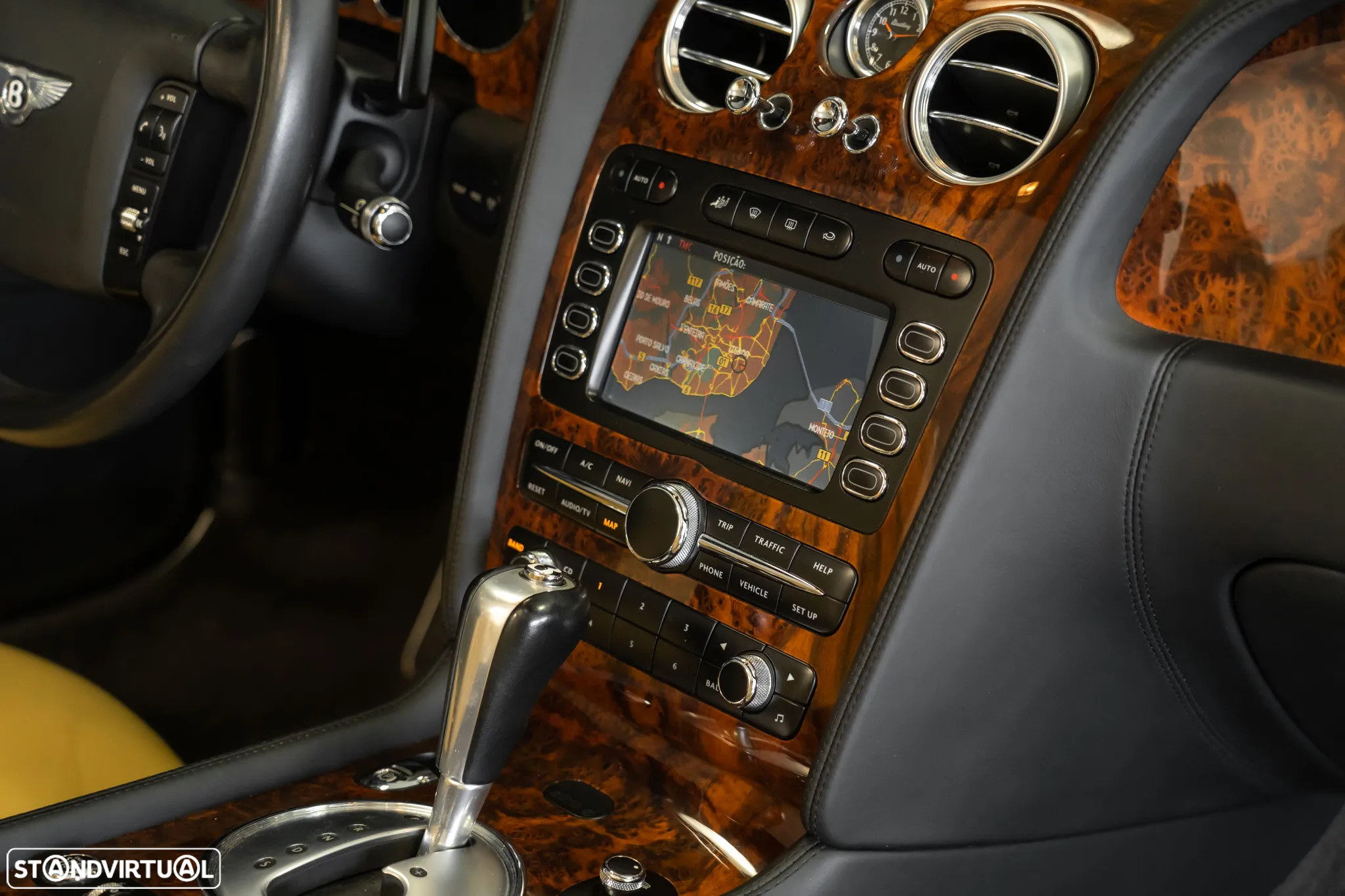 Bentley Continental GTC - 18
